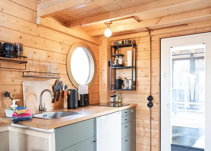 Tolles Tiny-hausboot Marianne Mit Dachterrasse Hamburg